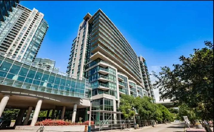 FULLY FURNISHED DOWNTOWN TORONTO CONDO