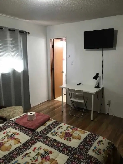 1 Master Bedroom for rent