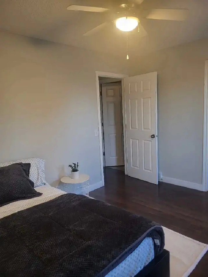 room for rent Calgary Northwest