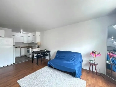 3½ Apartments for RentNear Montreal West Train Station: $1,100/