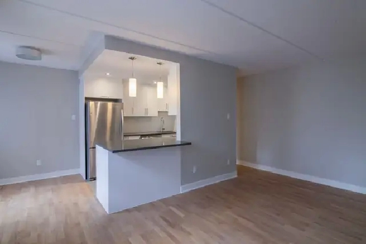 4 1/2 rénové à louer à Saint-Lambert - ID 2691