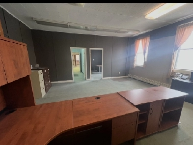 Commercial Office Space for Rent – Indiv. Offices or Full Floor
