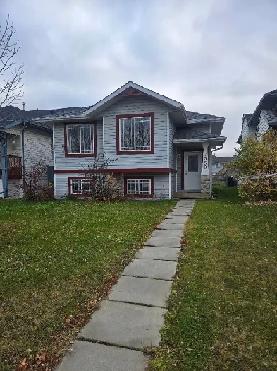 3 Bedroom Available Now -in Mission