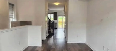 3 Bed 2.5 Bath Townhouse — Beamsville — $2,500/month   utilities