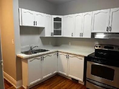 $1,975 2BR 2nd Fl, Private Entry, In-Suite Laundry, Utils Incl.
