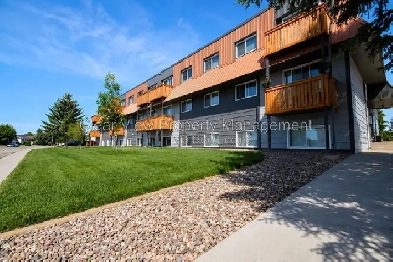 2 Bed Condo in Taber