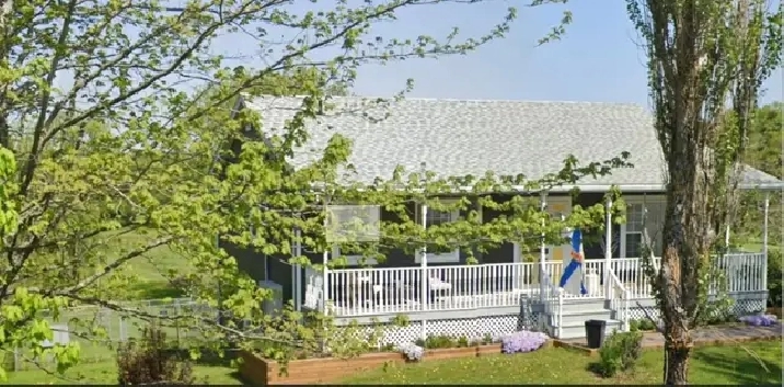 River Front Home: Elmsdale NS