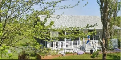 River Front Home: Elmsdale NS