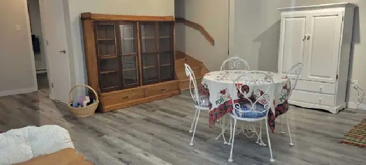 Chambre meublée avec entrée indépendante à Sainte-Adèle