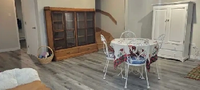 Chambre meublée avec entrée indépendante à Sainte-Adèle
