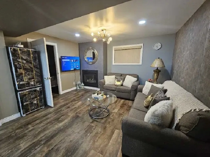 ALL INCLUSIVE. FULLY FURNISHED 2 Bedroom Beautiful Unit for Rent