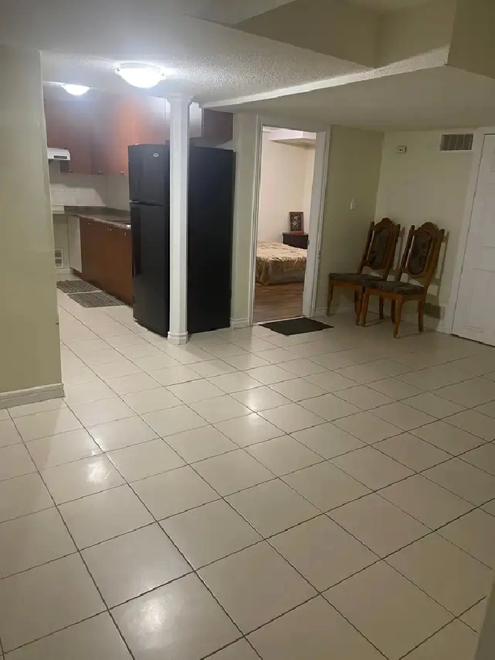 1 BEDROOM BASEMENT FOR RENT