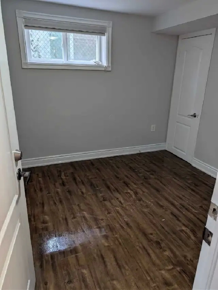 2 bedroom basement in malton and 3 bedroom  basement
