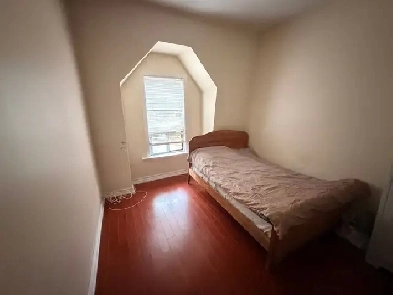 Quiet Room Rent