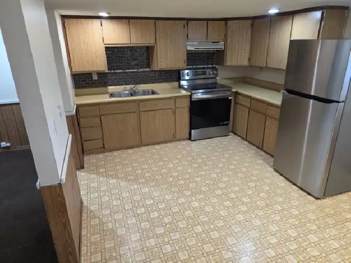2 Bedroom Spacious Basement In Applewood @ Stoney Trail & 17 Ave
