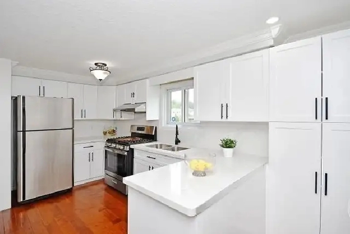 PRIVATE ROOM FOR RENT NEAR SUNRISE PLAZA $650