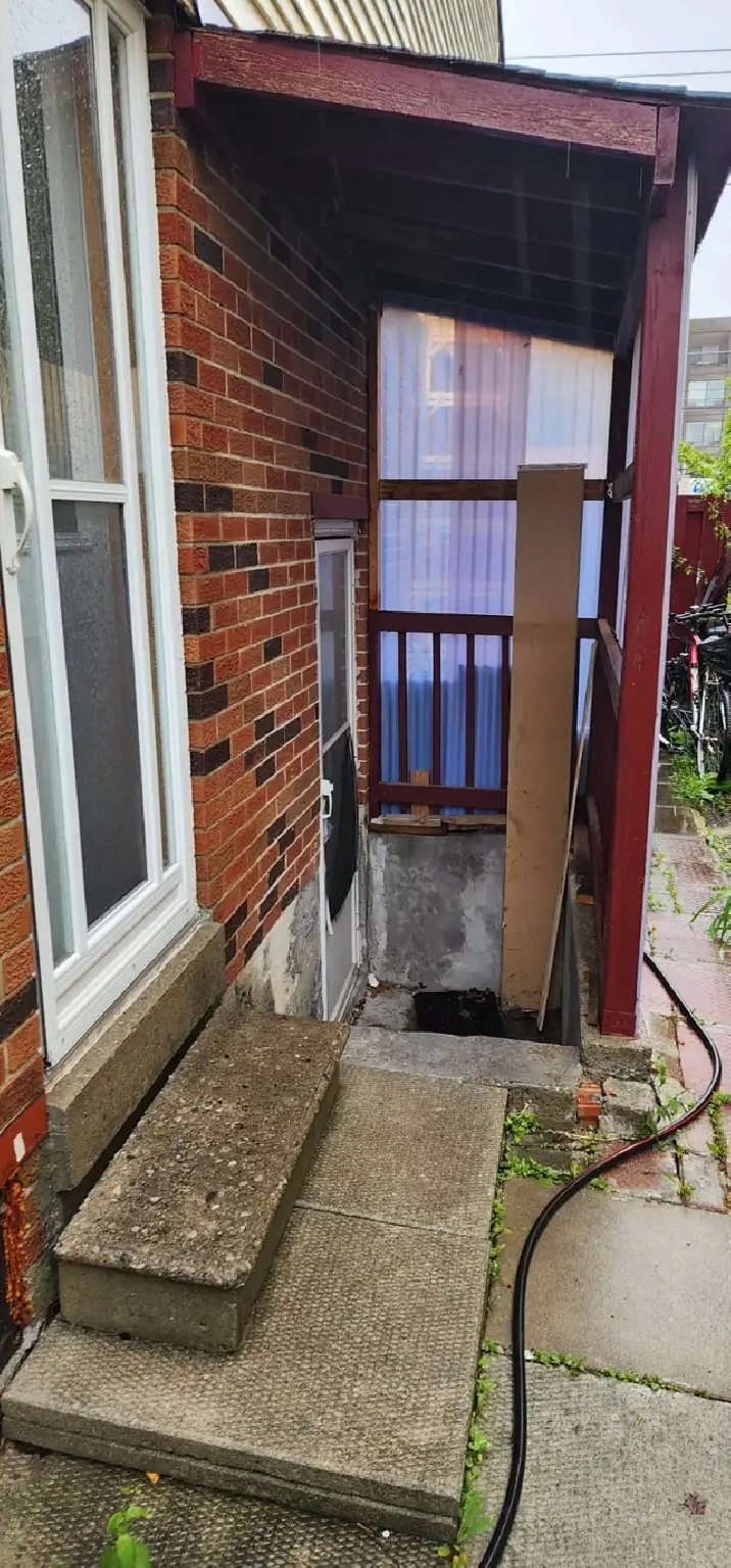Single room for male person, $550 at Scarborough from 1st Dec