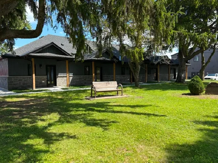 FOR RENT – Modern Bungalow-Style Townhouse in West Lorne