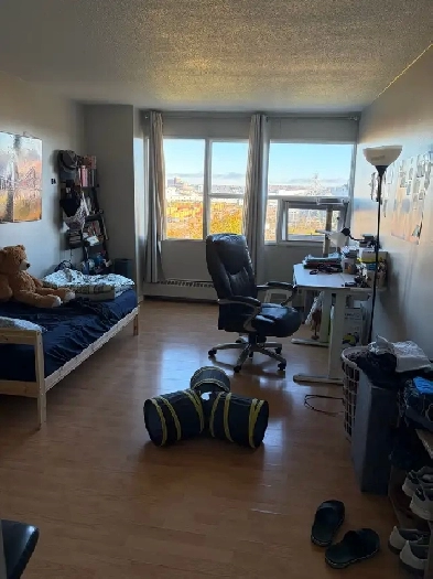 Living Room for Rent (FEMALE ONLY)