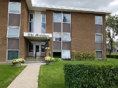 2 Bedroom Suite Downtown Lloydminster SK