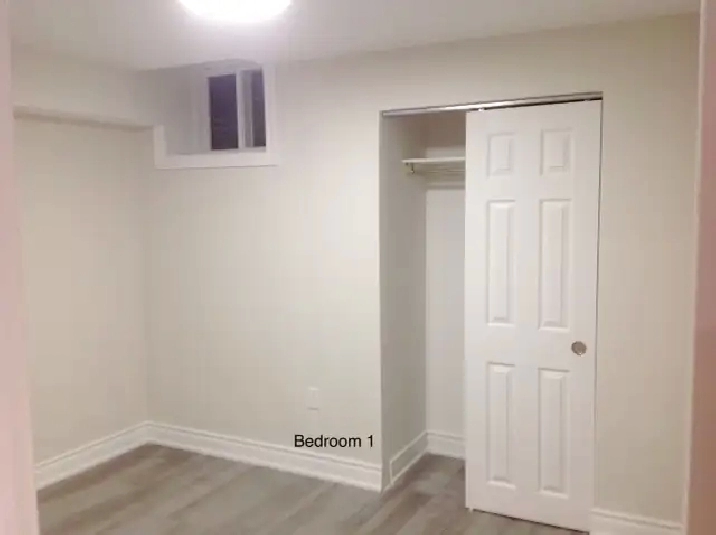 Barrie - Legal Spacious Basement Apartment for Rent