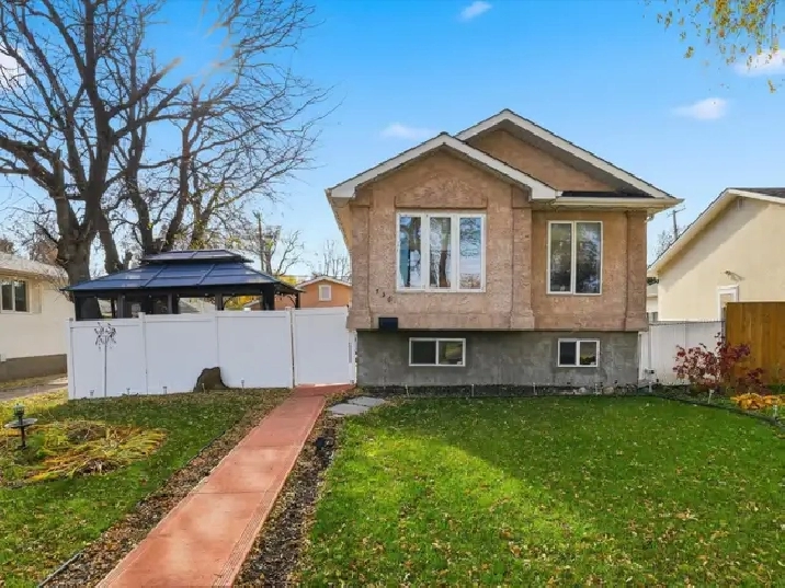 736 Simpson Ave. Winnipeg, MB