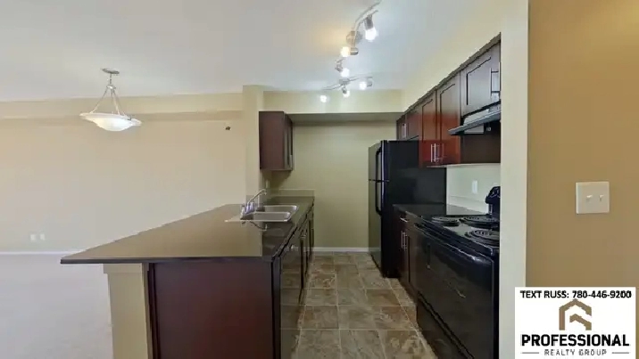 2 Bedroom / 1 Bathroom Condo with UNDERGROUND Parking