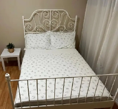 OnePrivateBedroom-Clean&Bright/NearJoyceSkytrain/Female tenant
