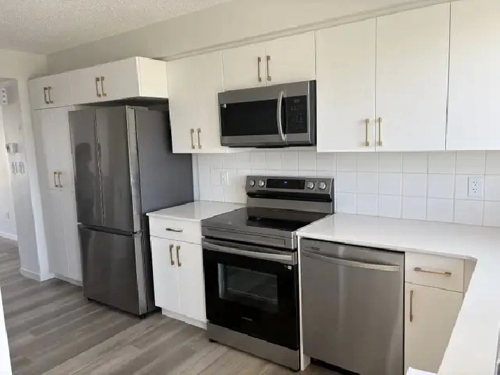 2024 Built Townhouse in Secord | 2 Bed | Garage | Move-In Ready