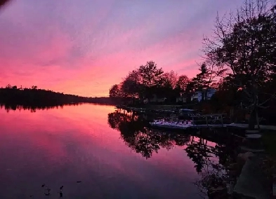 Lakefront 1-Bdrm Apartment Nov 1st ALL Utilities
