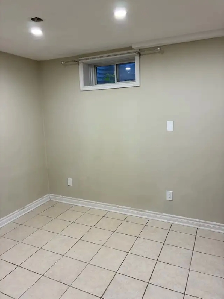 Unfurnished 1 bedroom in 2 Bedroom Basement