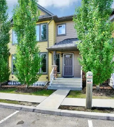 PRICE REDUCED - Townhouse for Rent - 2 Bed, 3 Bath - A/C