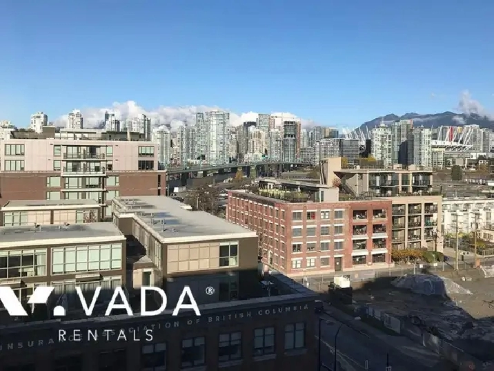 Montreux 2 BR APT Rental 704-2055 Yukon St Vancouver: VADA