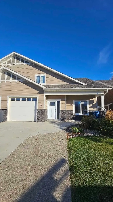 4 bedroom house for rent...no stairs on main floor