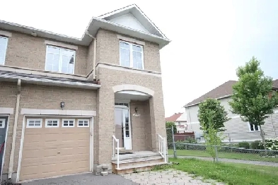 Wonderful 3Bdm/2.5Bth End Unit Townhome, Barrhaven, Jan 1