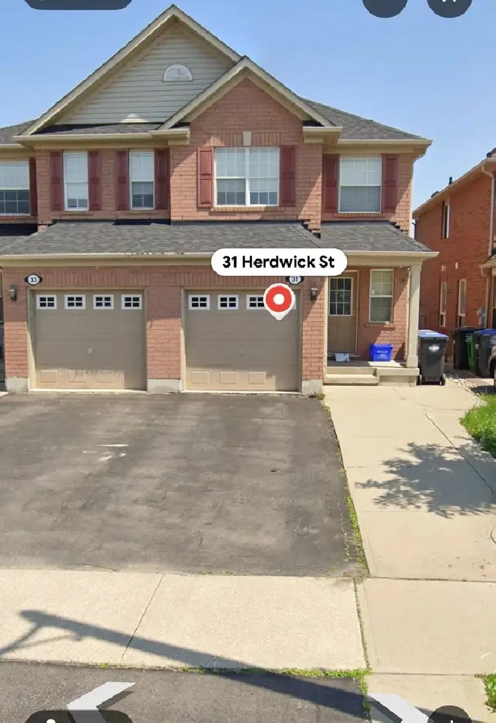 room for rent or live in sharing