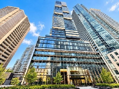 Yonge and Bloor 1 Bed 1 Bath Luxury Condo for Sale at 55C