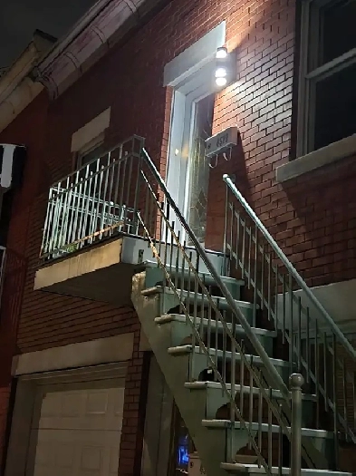 Logement à louer 41/2 haut duplex,Plateau Mt-royal