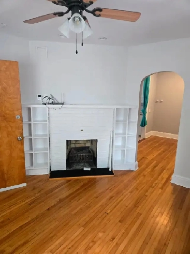 1 Bedroom Apartment  available Nov 1 in house close to Forum