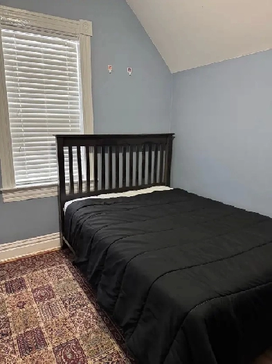 Furnished Room for Rent l