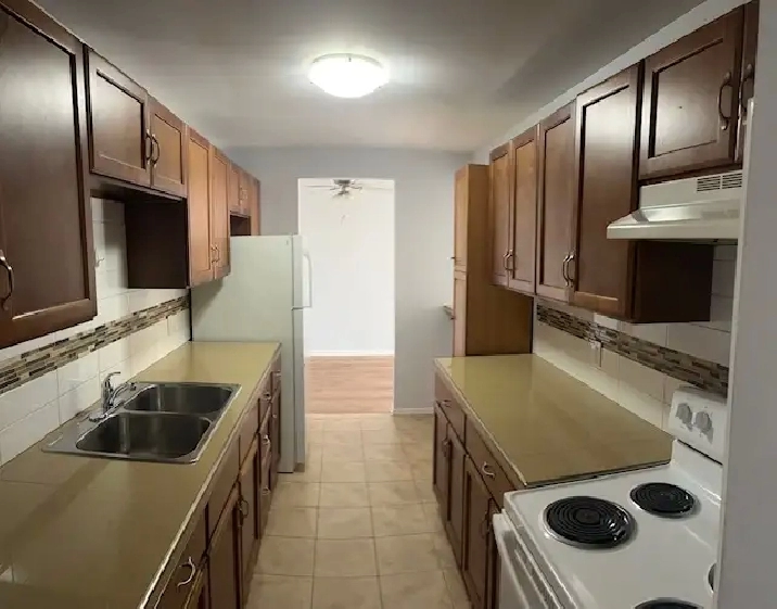12 Mandaville Court - 305 – One Bedroom Apartment for Rent