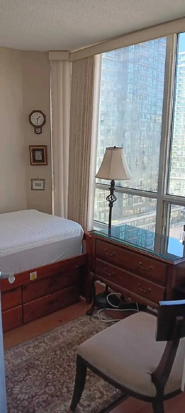 furnished condo room for rent