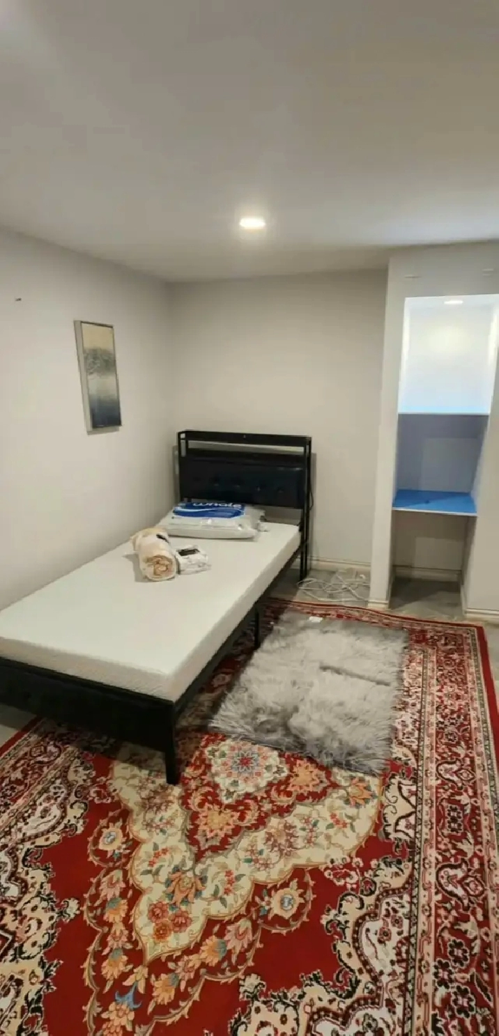 Basement room for rent $850