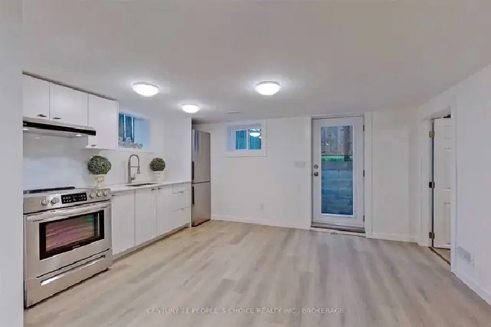 2 BEDROOM Basement Apartment Available 4 Rent