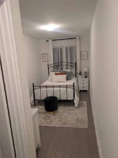 Furnished Room for Rent Near Durham College — $850/month — Oshaw