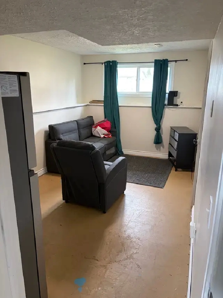 Pet friendly 2 bedroom Semi private basement  w/ Shared Kitchen