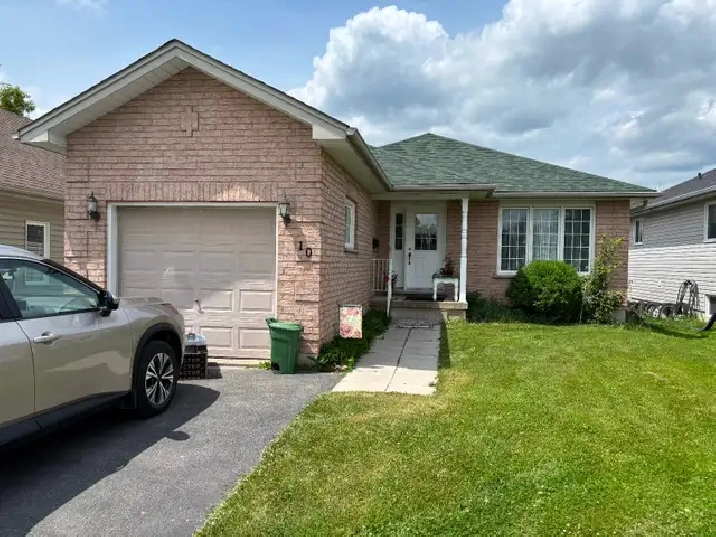 Christian couple has house to share!