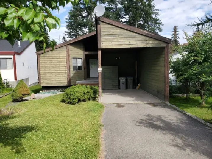 576 Gleneagles Drive