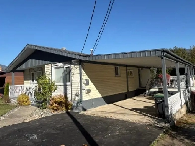 For Rent Modern 3-Bedroom Home with Walkout & Spacious Outdoors