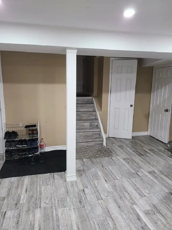 2 br basement in brampton